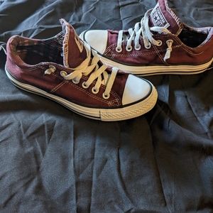 Women's converse size7
